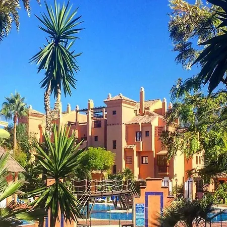 Modern 2 Bedroom - Hacienda Del Sol Apartment *